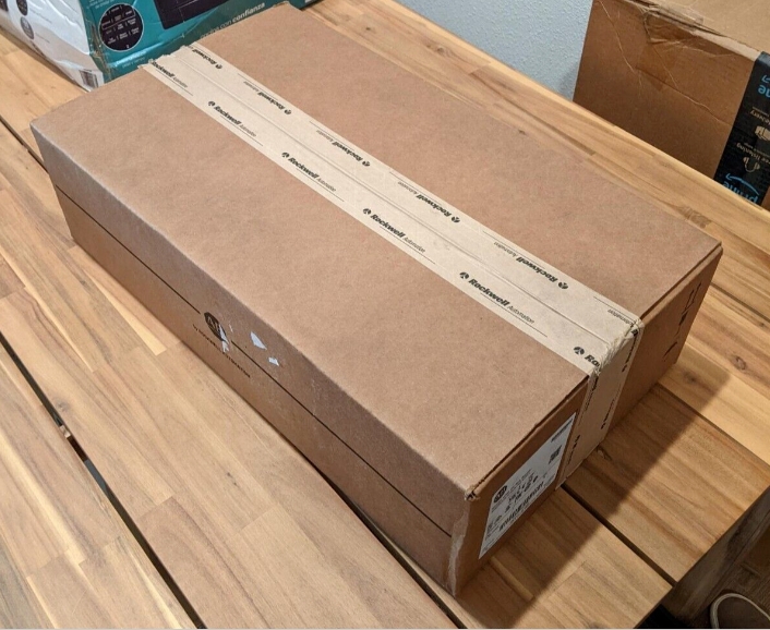 New Allen Bradley 2198-P208 /A Kinetix 5700 Bus DC Power Supply